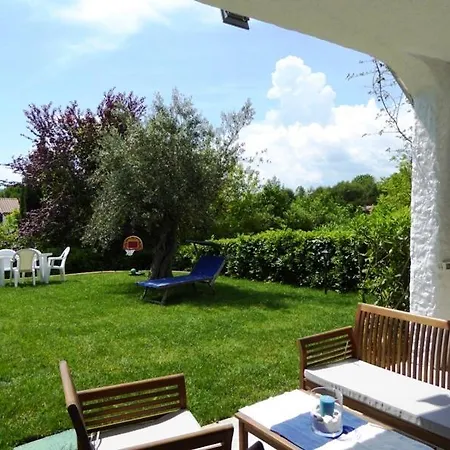 Appartamento 405 - Bellissimo Trilo Con Ampio Giardino E Spiaggia Inclusa Nel Prezzo