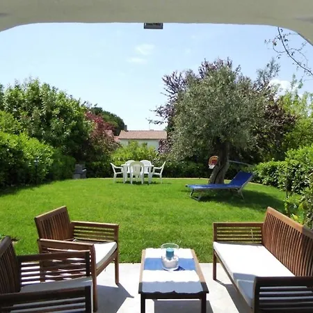 Appartamento 405 - Bellissimo Trilo Con Ampio Giardino E Spiaggia Inclusa Nel Prezzo